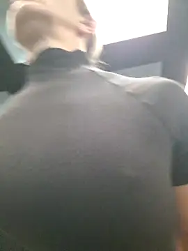 Miss    Mia  online show from 21, 4, 2026