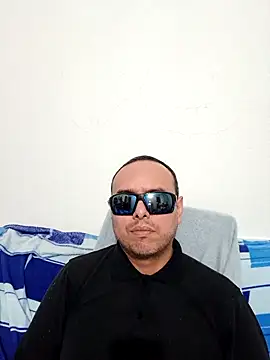 Snapshot of ElSunEagle chatting on 14, 6, 2026 ElSunEagle online show from 14, 6, 2026