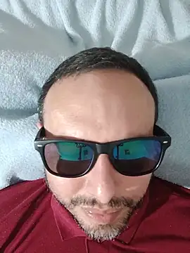 Snapshot of ElSunEagle chatting on 19, 7, 2026 ElSunEagle online show from 19, 7, 2026