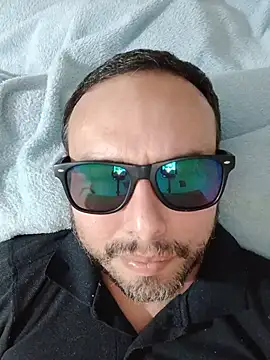 Snapshot of ElSunEagle chatting on 25, 7, 2026 ElSunEagle online show from 25, 7, 2026