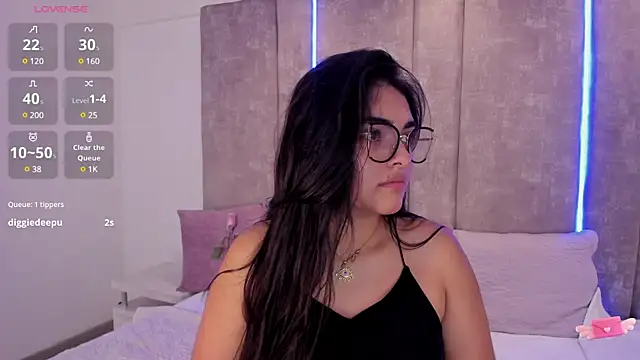 GiselOrtiz online show from 8, 3, 2025