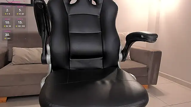 Snapshot of CorinneRusso chatting on 16, 3, 2025 CorinneRusso online show from 16, 3, 2025