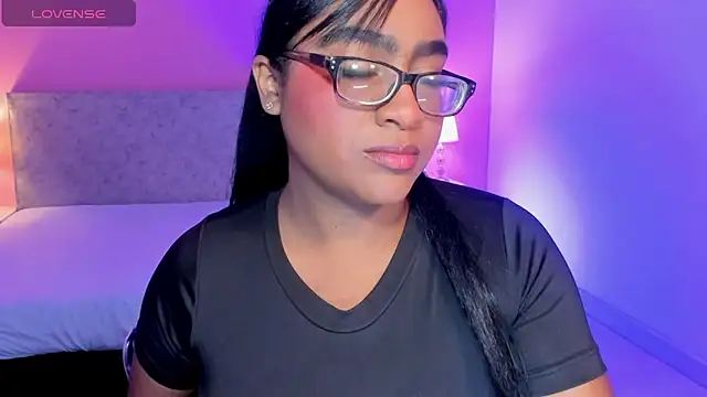 BlakmillerrGilson online show from 21, 10, 2025