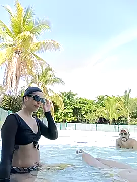 Snapshot of _joanne_and_oliver_ chatting on 22, 2, 2026 joanne and oliver online show from 22, 2, 2026