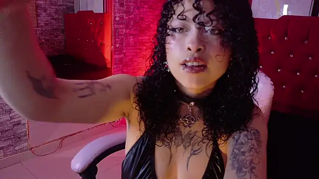 miahernadez303av online show from 14, 7, 2026