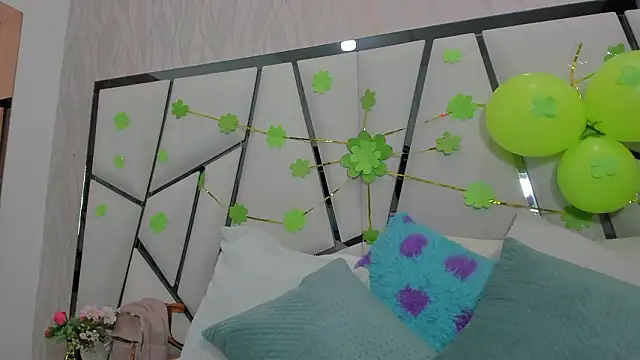  aurora18  online show from 18, 3, 2026