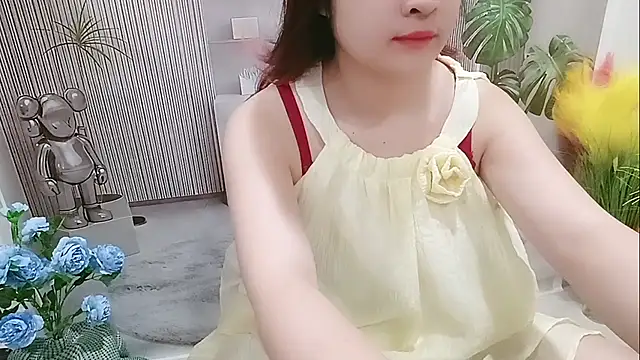 Snapshot of Milajinxi chatting on 9, 10, 2025 Milajinxi online show from 9, 10, 2025