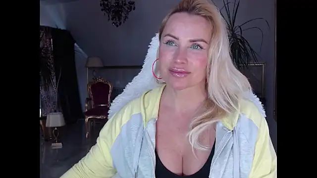 eyesangel22 online show from 9, 2, 2025