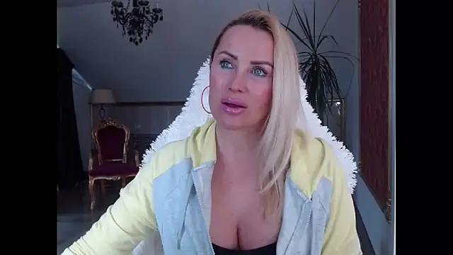 eyesangel22 online show from 7, 3, 2025