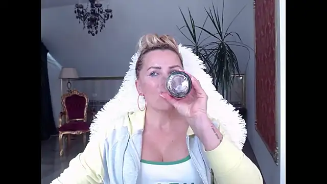 eyesangel22 online show from 18, 3, 2025