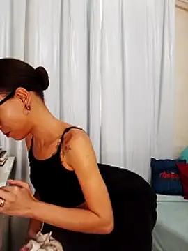 Snapshot of pollypetrovaxxx chatting on 4, 2, 2026 pollypetrovaxxx online show from 4, 2, 2026