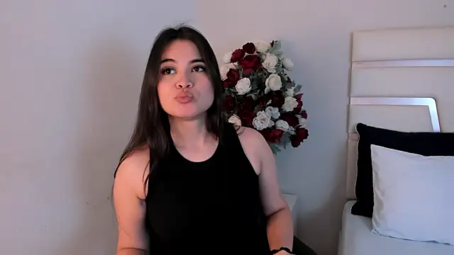 Snapshot of CamilaSofiia chatting on 17, 1, 2025 CamilaSofiia online show from 17, 1, 2025