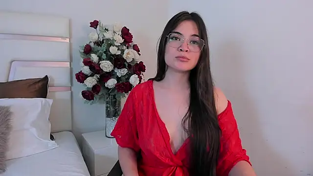 Snapshot of CamilaSofiia chatting on 10, 2, 2025 CamilaSofiia online show from 10, 2, 2025