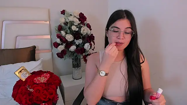 Snapshot of CamilaSofiia chatting on 16, 2, 2025 CamilaSofiia online show from 16, 2, 2025