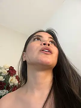 Snapshot of CamilaSofiia chatting on 16, 3, 2025 CamilaSofiia online show from 16, 3, 2025