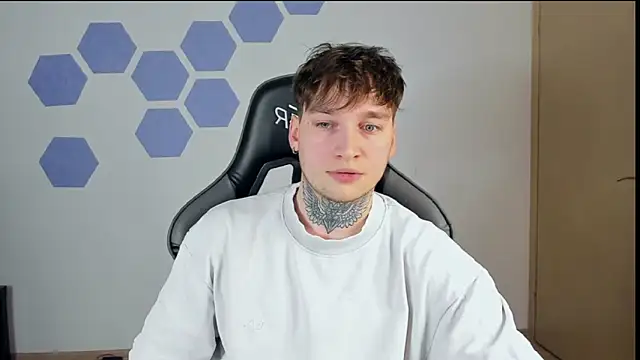 Snapshot of Chris_Tyson chatting on 8, 1, 2025 Chris Tyson online show from 8, 1, 2025