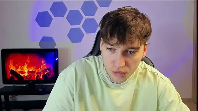 Snapshot of Chris_Tyson chatting on 1, 2, 2025 Chris Tyson online show from 1, 2, 2025