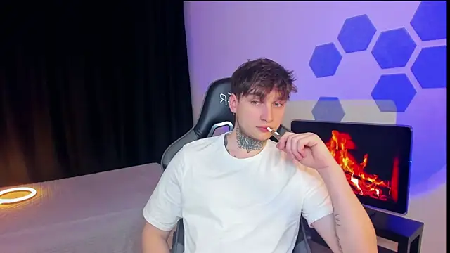 Snapshot of Chris_Tyson chatting on 9, 2, 2025 Chris Tyson online show from 9, 2, 2025