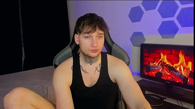 Snapshot of Chris_Tyson chatting on 19, 2, 2025 Chris Tyson online show from 19, 2, 2025