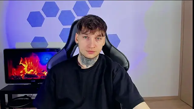 Snapshot of Chris_Tyson chatting on 28, 2, 2025 Chris Tyson online show from 28, 2, 2025