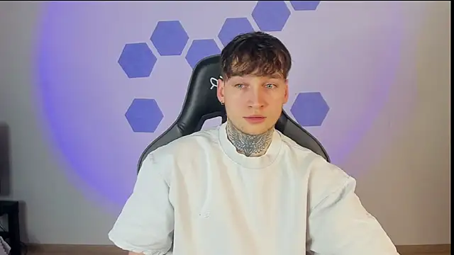 Snapshot of Chris_Tyson chatting on 10, 3, 2025 Chris Tyson online show from 10, 3, 2025