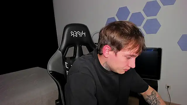 Snapshot of Chris_Tyson chatting on 11, 10, 2025 Chris Tyson online show from 11, 10, 2025