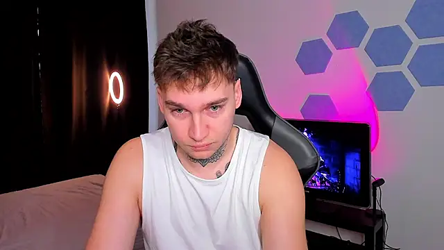 Snapshot of Chris_Tyson chatting on 28, 11, 2025 Chris Tyson online show from 28, 11, 2025