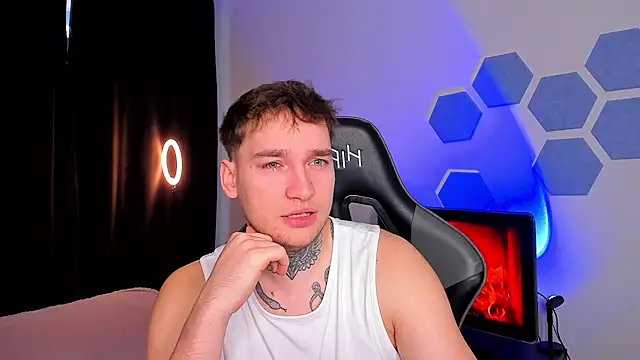 Snapshot of Chris_Tyson chatting on 29, 11, 2025 Chris Tyson online show from 29, 11, 2025