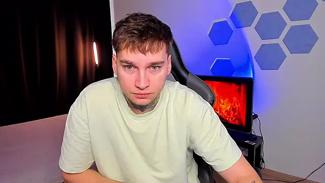 Snapshot of Chris_Tyson chatting on 3, 12, 2025 Chris Tyson online show from 3, 12, 2025