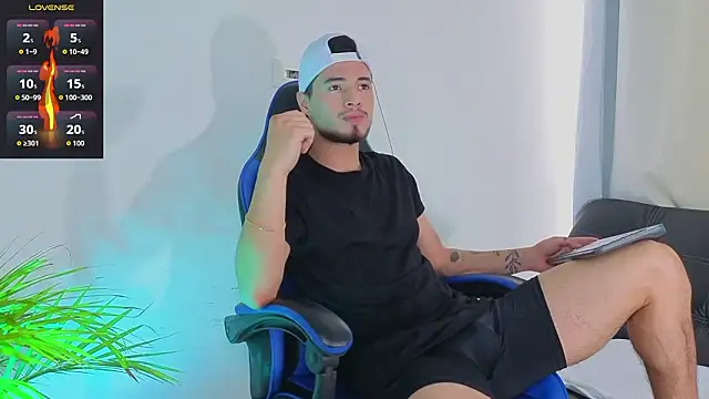 EdwardRoss  online show from 25, 2, 2026