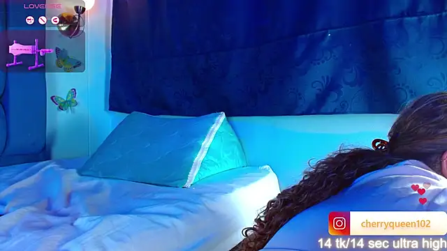 Cherryyquen online show from 23, 2, 2025