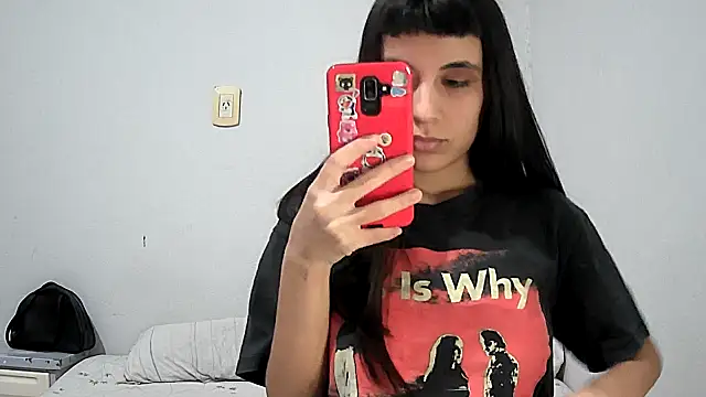 Snapshot of melodybar27 chatting on 12, 3, 2025 melodybar27 online show from 12, 3, 2025