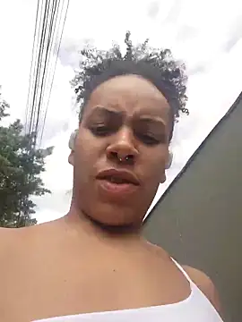 Snapshot of Julia_Pretinha chatting on 15, 9, 2025 Julia Pretinha online show from 15, 9, 2025