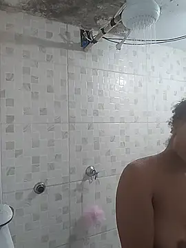 Julia Pretinha online show from 24, 7, 2026