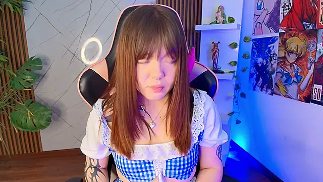 Fluffy Bubble21 online show from 26, 9, 2025