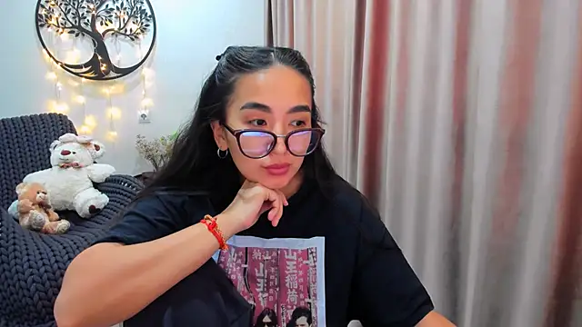 worldofkim online show from 17, 2, 2026