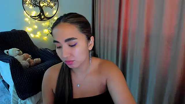 worldofkim online show from 25, 2, 2026