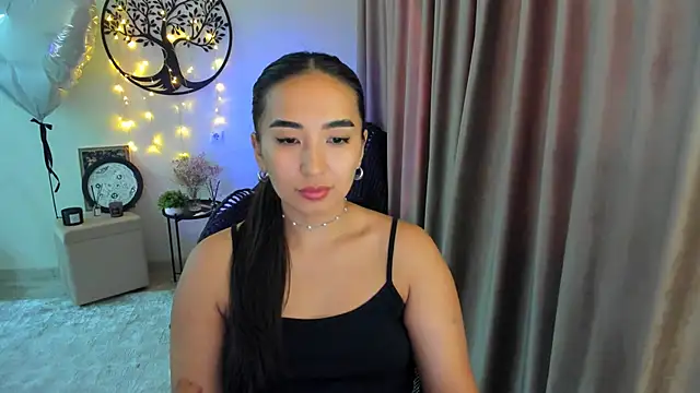 worldofkim online show from 19, 5, 2026