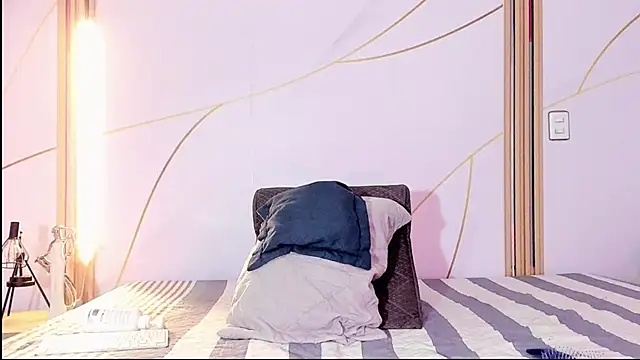 CheryHandsome online show from 3, 2, 2025