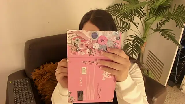 Snapshot of Miia_Thompsonn chatting on 17, 1, 2025 Miia Thompsonn online show from 17, 1, 2025