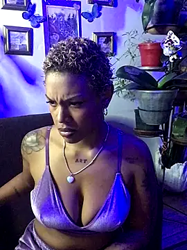 haiiley more online show from 25, 10, 2025