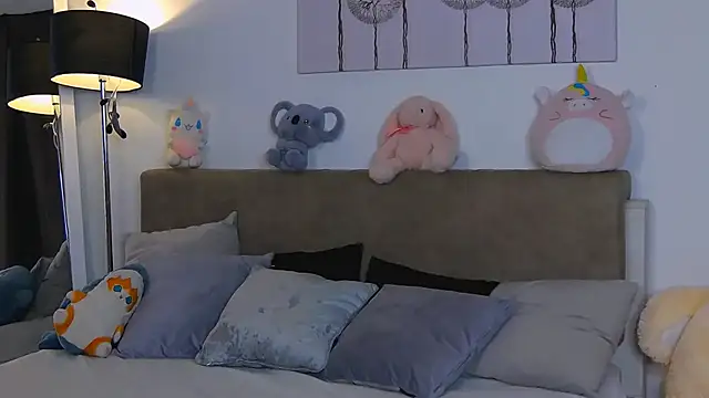 Snapshot of CassKiera chatting on 18, 9, 2025 CassKiera online show from 18, 9, 2025