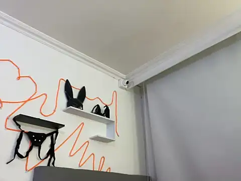 Snapshot of alissonandamy chatting on 3, 3, 2025 alissonandamy online show from 3, 3, 2025