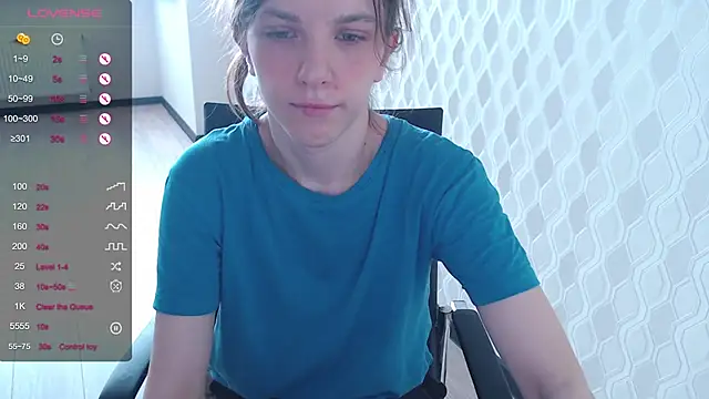 LisaHeart online show from 15, 3, 2025