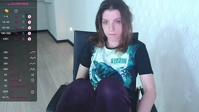 LisaHeart online show from 6, 10, 2025