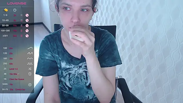 LisaHeart online show from 20, 11, 2025