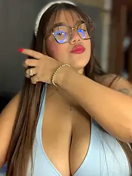 Snapshot of Michellesexxy chatting on 14, 12, 2024 Michellesexxy online show from 14, 12, 2024