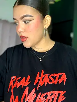 Snapshot of Michellesexxy chatting on 29, 10, 2025 Michellesexxy online show from 29, 10, 2025