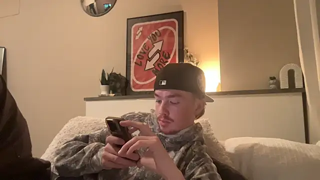 younghungginger online show from 5, 12, 2024