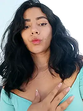 Snapshot of GiiirlPower chatting on 28, 2, 2025 GiiirlPower online show from 28, 2, 2025